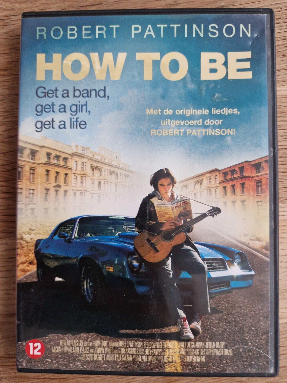 How to be , Robert pattinson, Alle leeftijden, Ophalen of Verzenden, Zo goed als nieuw, Romantische komedie