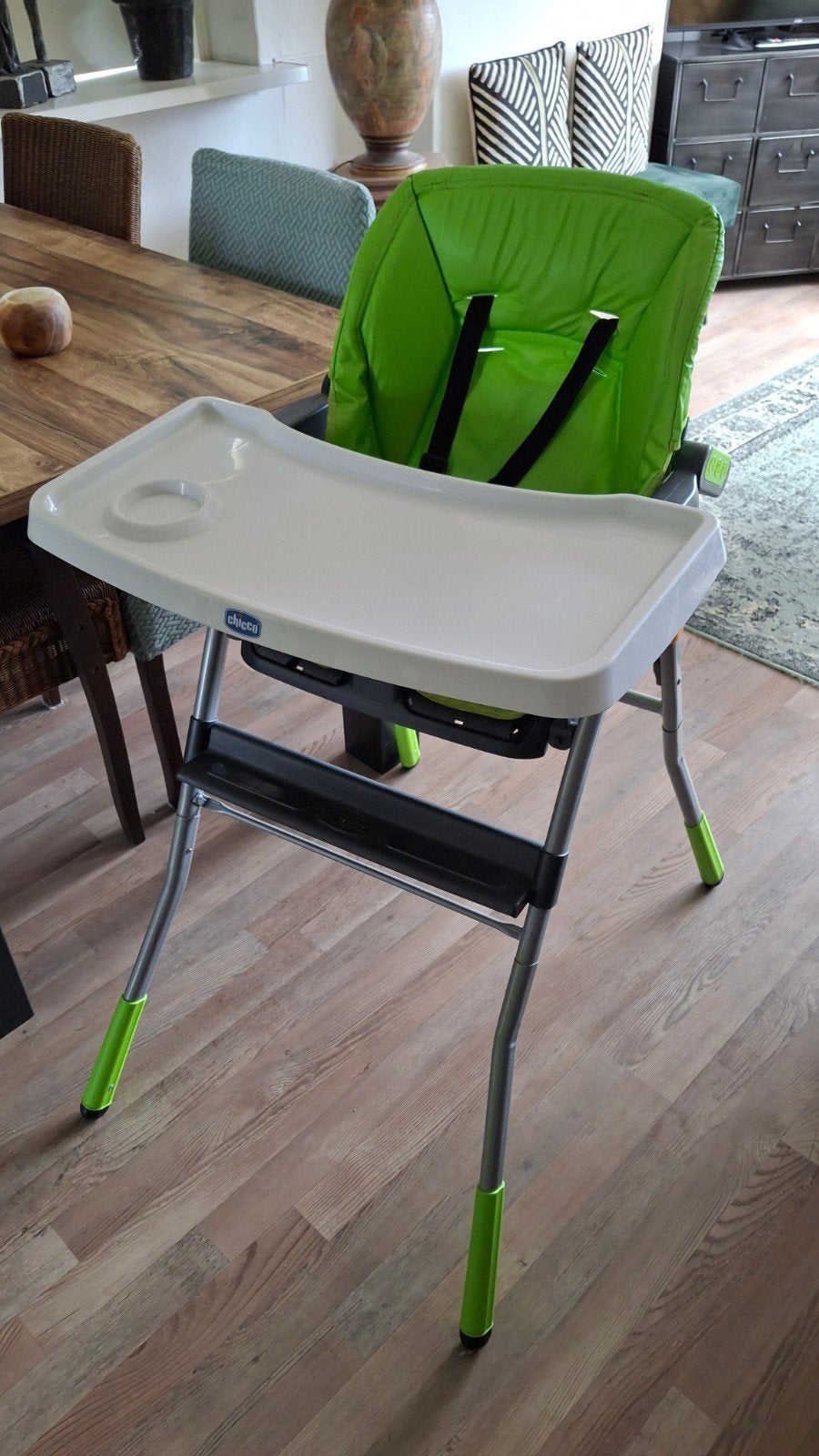 Chicco Polly Easy kinderstoel - Groen, Kinderen en Baby's, Kinderstoelen, Ophalen, Gebruikt, Overige typen, Gordel(s)
