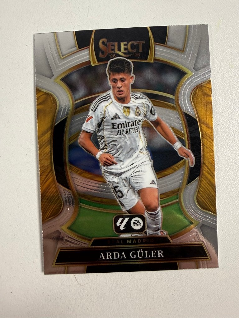 8 Arda Guler Select La Liga 2025-26, Verzamelen, Ophalen of Verzenden, Nieuw, Buitenlandse clubs, Poster, Plaatje of Sticker