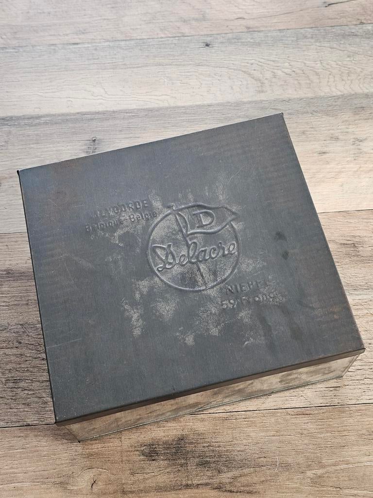 Oud koekjes blik, Belgische delacre, Ophalen of Verzenden