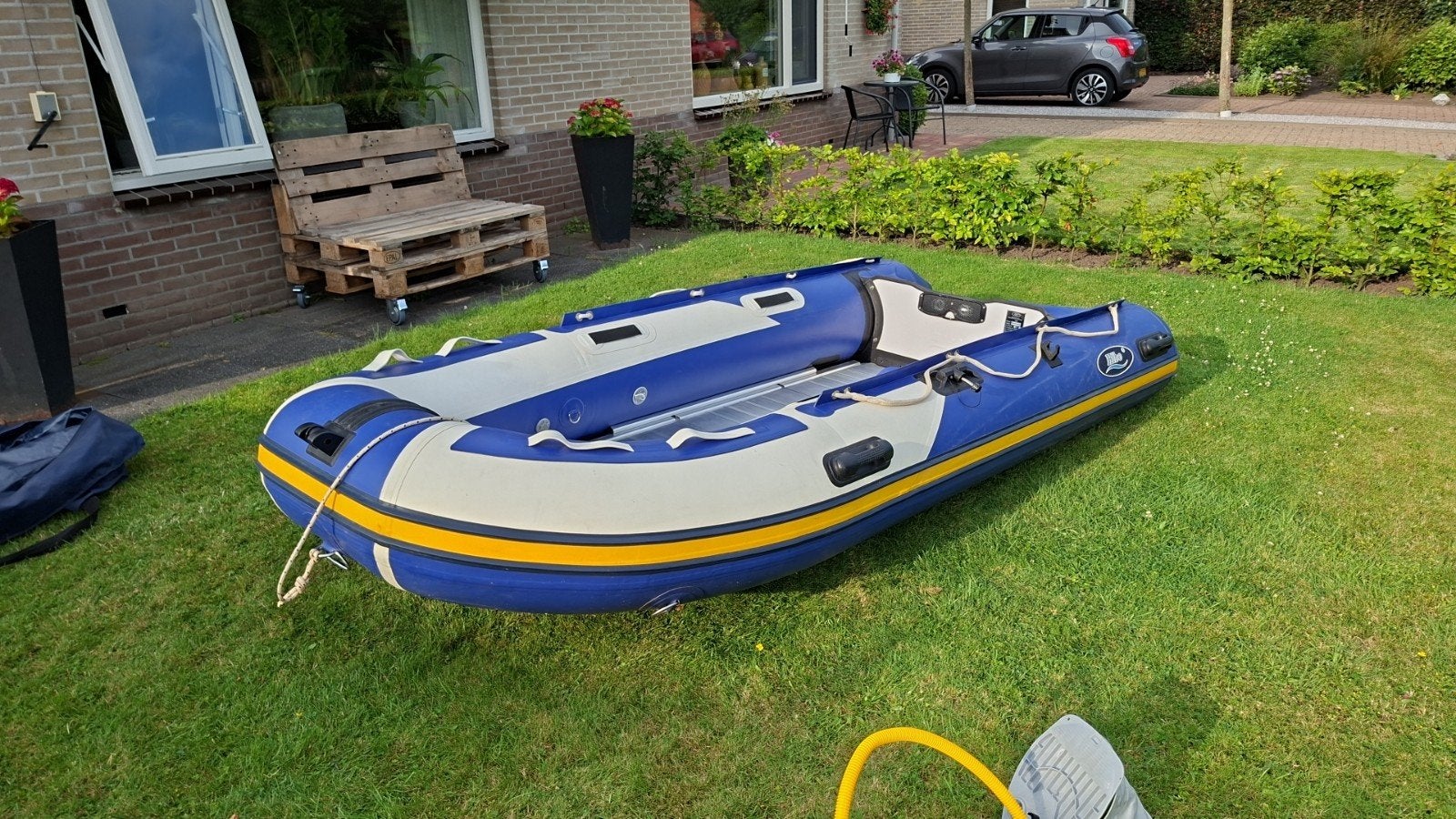Hibo rubberboot 3.30 met Yamaha 5pk buitenboordmotor, Ophalen, Aluminium, Zo goed als nieuw, Inclusief motor