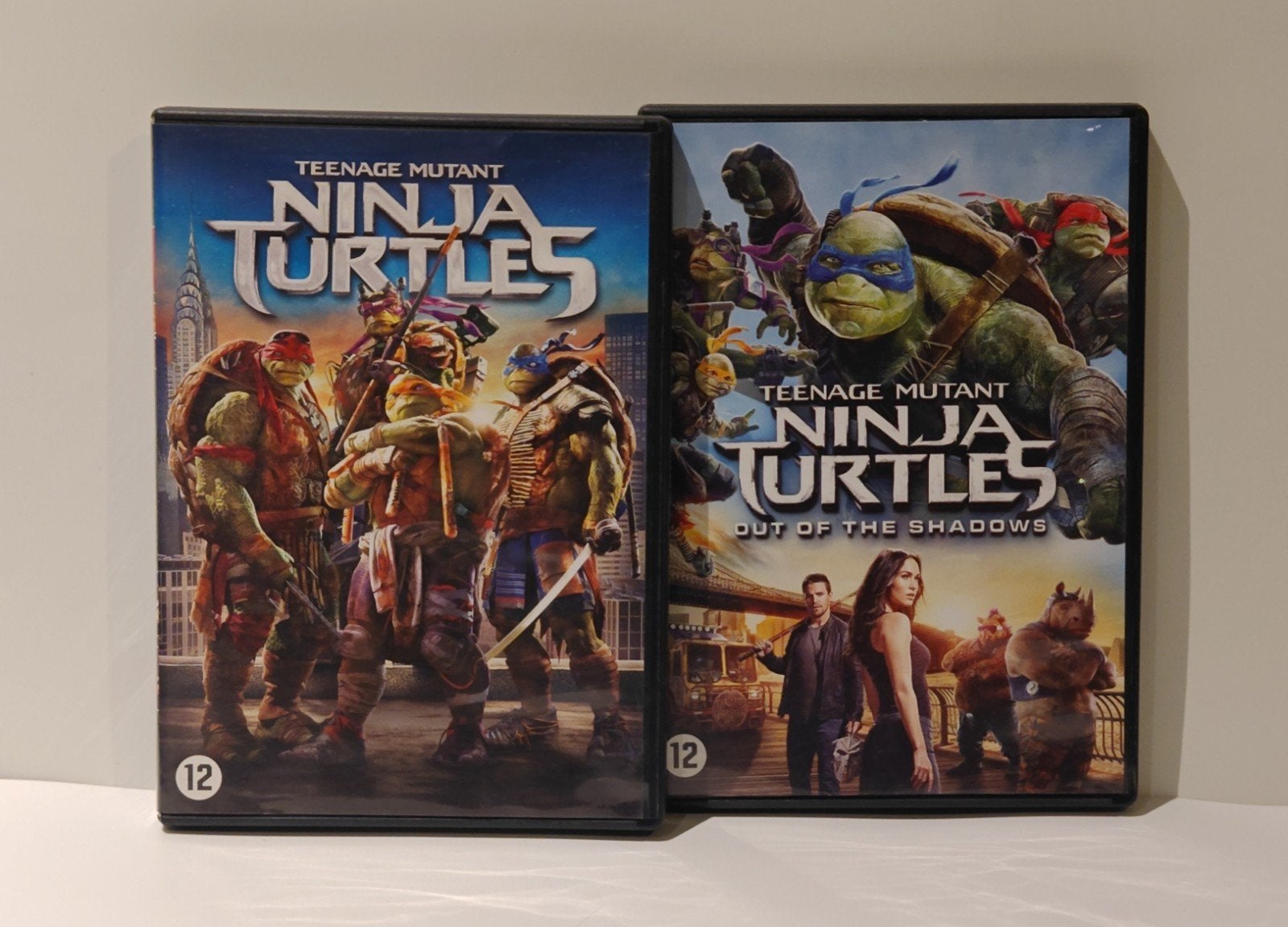 Teenage Mutant Ninja Turtles 1 + out of the shadows DVD set, Actie, Ophalen of Verzenden, Zo goed als nieuw, Vanaf 12 jaar