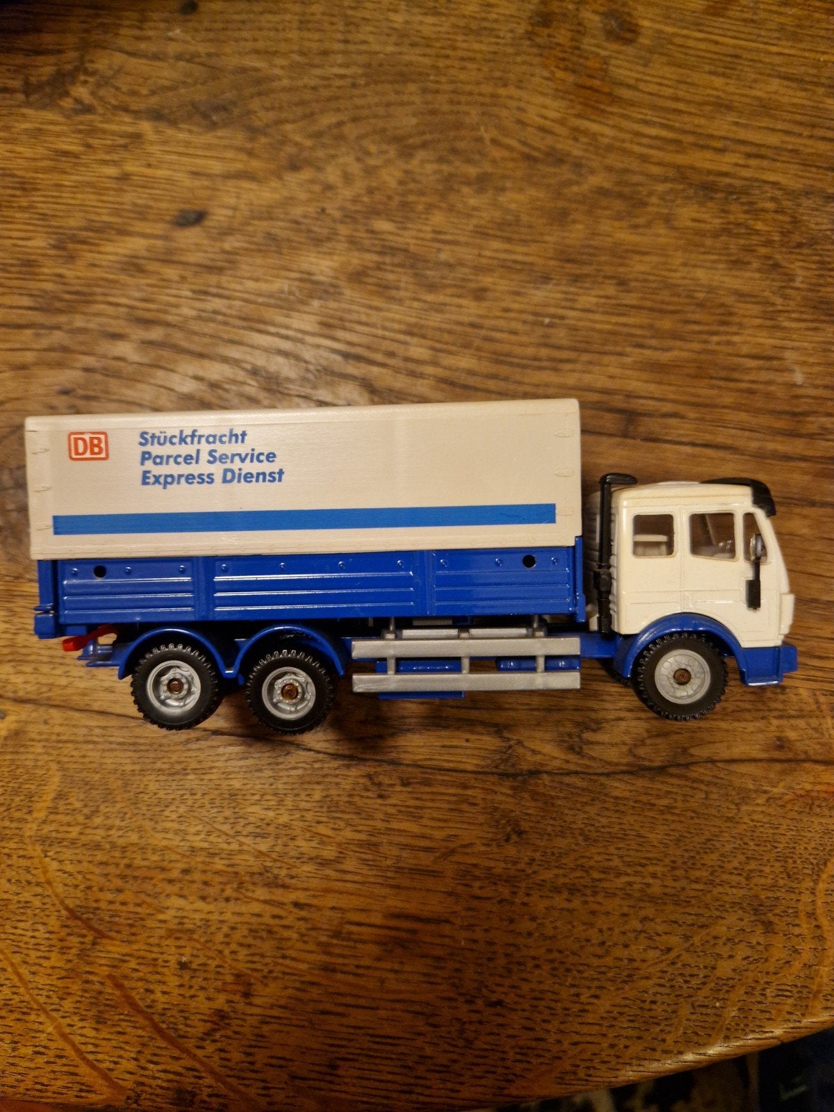 Siku Express Dienst Vrachtwagen, Hobby en Vrije tijd, Modelbouw | Auto's en Voertuigen, Revell, Groter dan 1:32, Ophalen of Verzenden