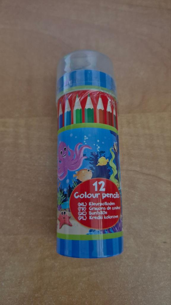 12 kleurpotloden met puntenslijper - Nieuw, Ophalen of Verzenden, Nieuw, Knutselset