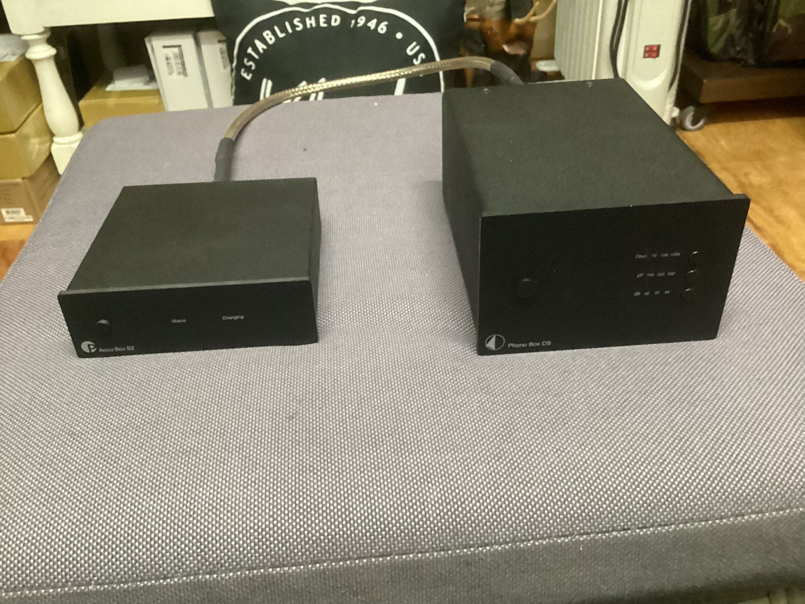 Pro-ject Phonobox DS en accubox S2, Overige merken, Ophalen of Verzenden, Zo goed als nieuw, Pro-Ject
