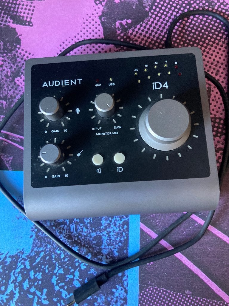 Audient ID4, Ophalen, Gebruikt, Audio