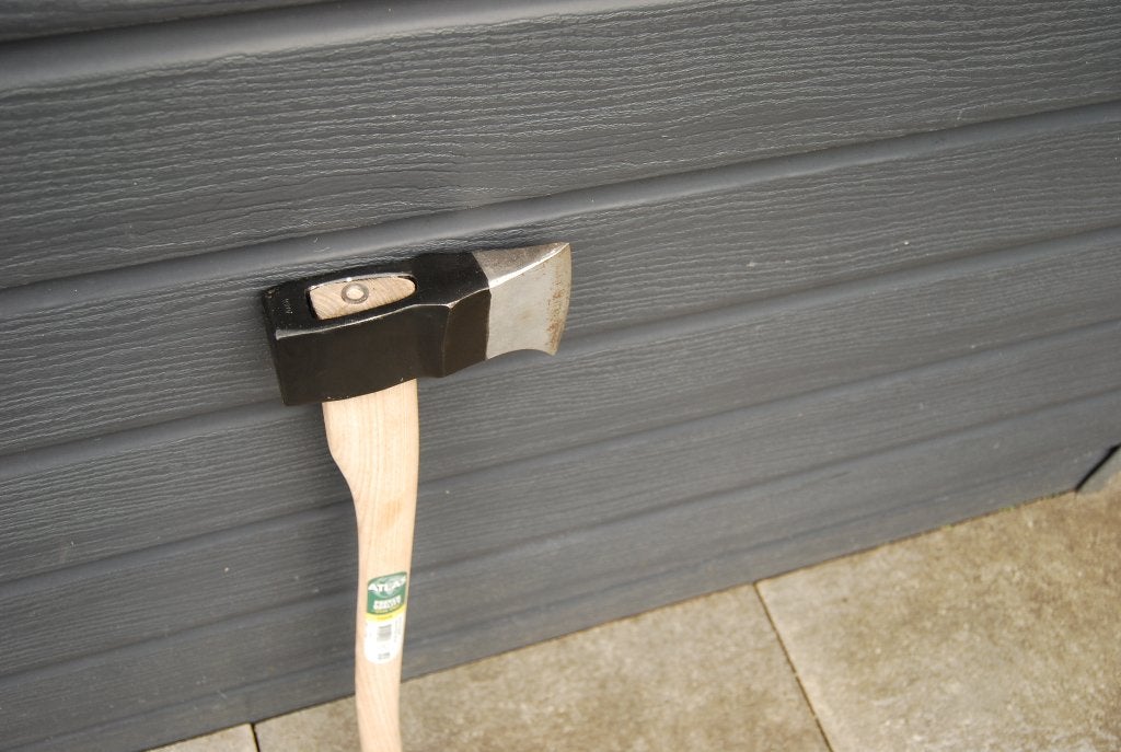 Nieuwe zware kloofbijl met steel van 75 cm lang i.z.g.staat., Ophalen, Zo goed als nieuw, Bijl, Overige merken
