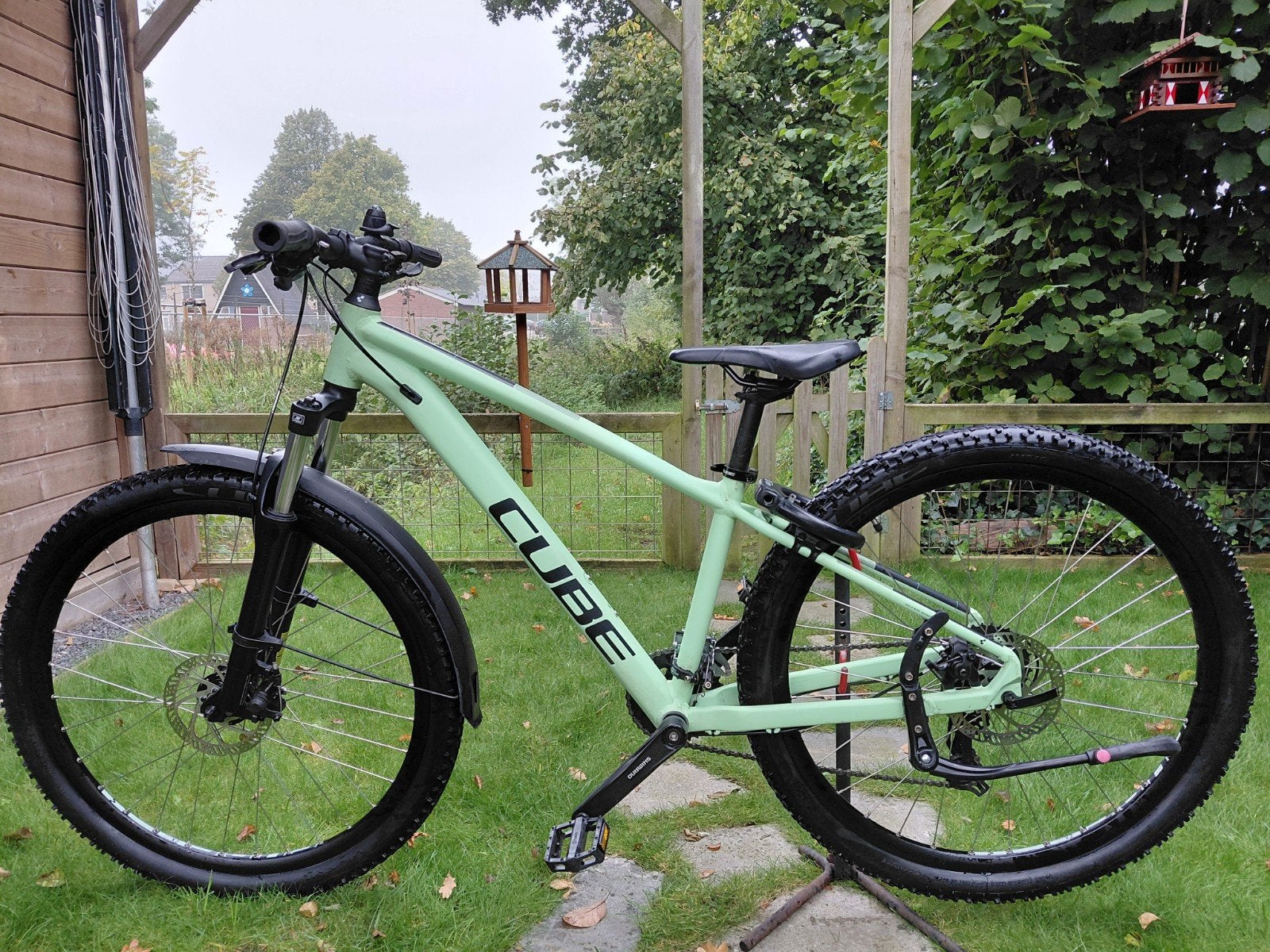 Z.G.A.N MINT GROENE  MOUNTAINBIKE CUBE ACCESS FRAMEMAAT S