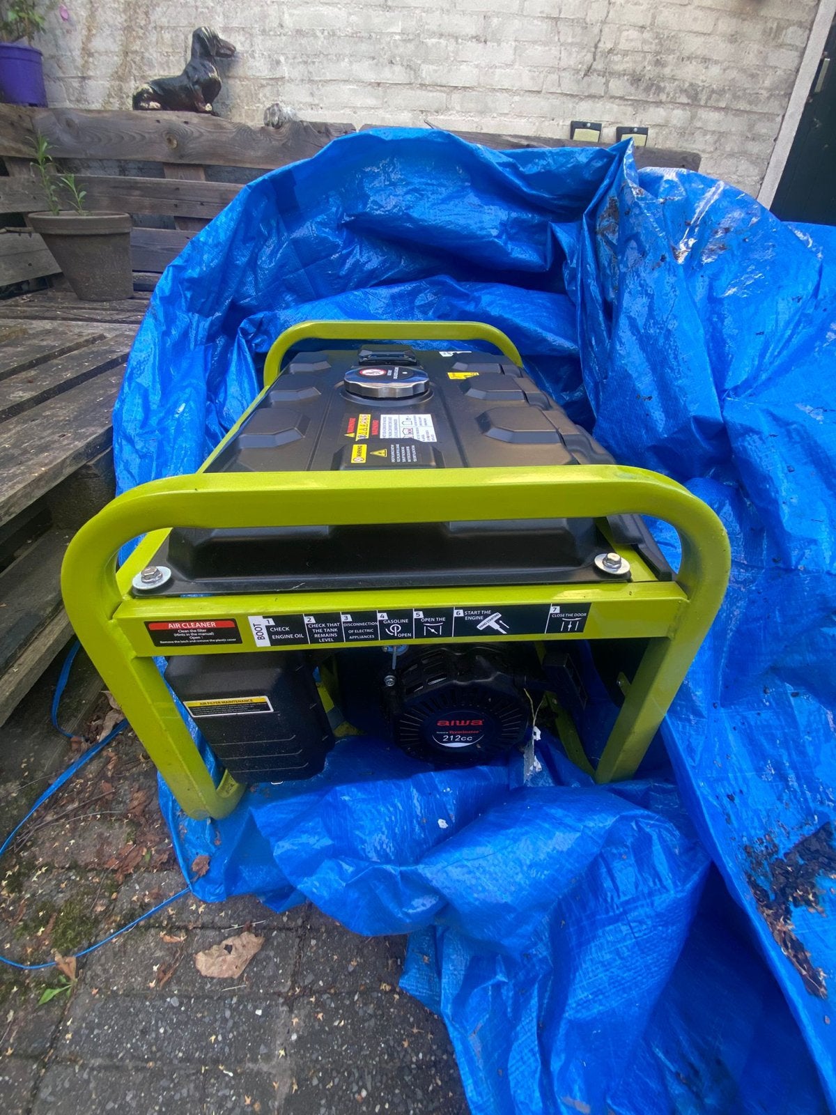Aiwa Aggregaat LO11500W Benzine Generator, Doe-het-zelf en Verbouw, Aggregaten, Ophalen, Benzine, Zo goed als nieuw, 10 tot 30 kVA