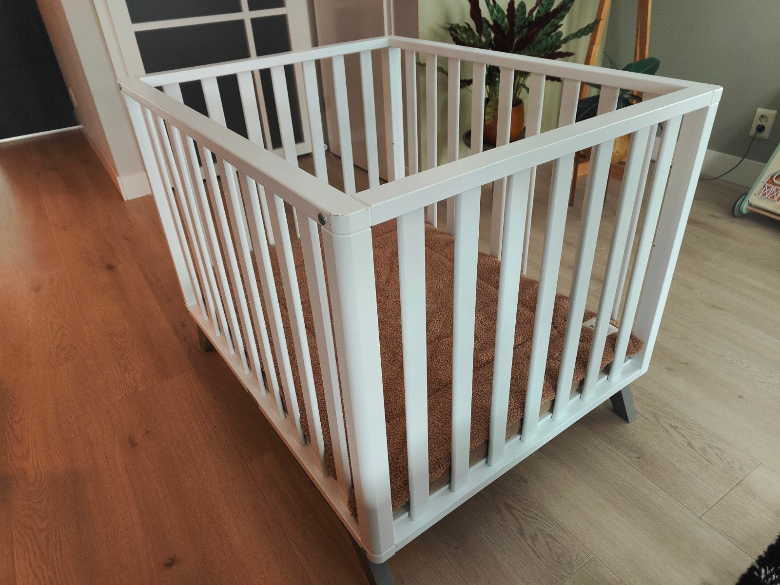 Mooie witte box Bopita 80x100, Kinderen en Baby's, Ophalen, Gebruikt, Rechthoekig, In hoogte verstelbaar