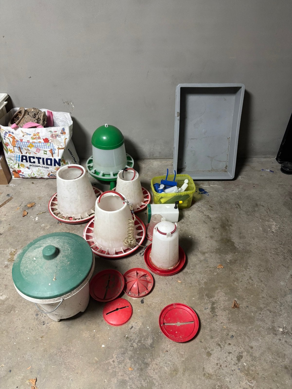 Kippenspullen waterbak voederbak drinknippel, Dieren en Toebehoren, Ophalen of Verzenden, Drinken en Voederen