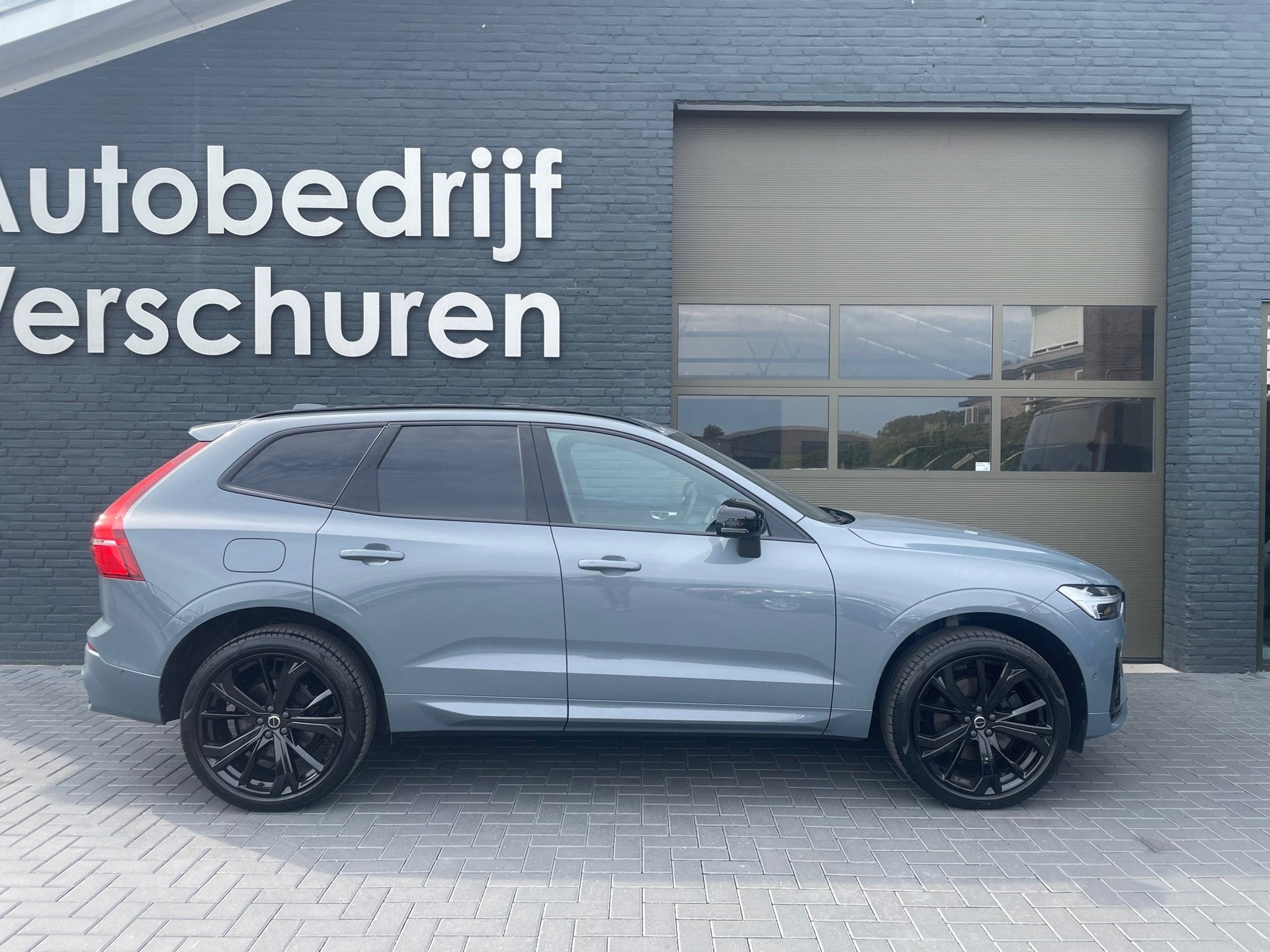 Volvo XC60 2.0 T6 Plug-in hybrid AWD Plus Dark pano 360° ca, Auto's, Volvo, Automaat, Dealer onderhouden, Gebruikt, 4 cilinders