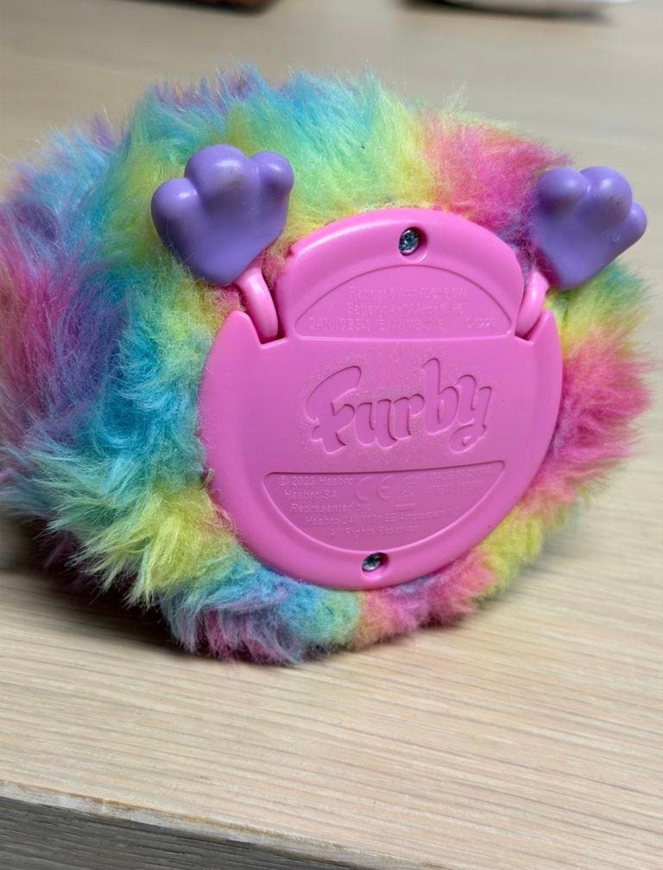 Hasbro Furby Tie Dye Nederlandstalig Interactief pratend, Verzamelen, Speelgoed, Ophalen of Verzenden, Zo goed als nieuw, H, H