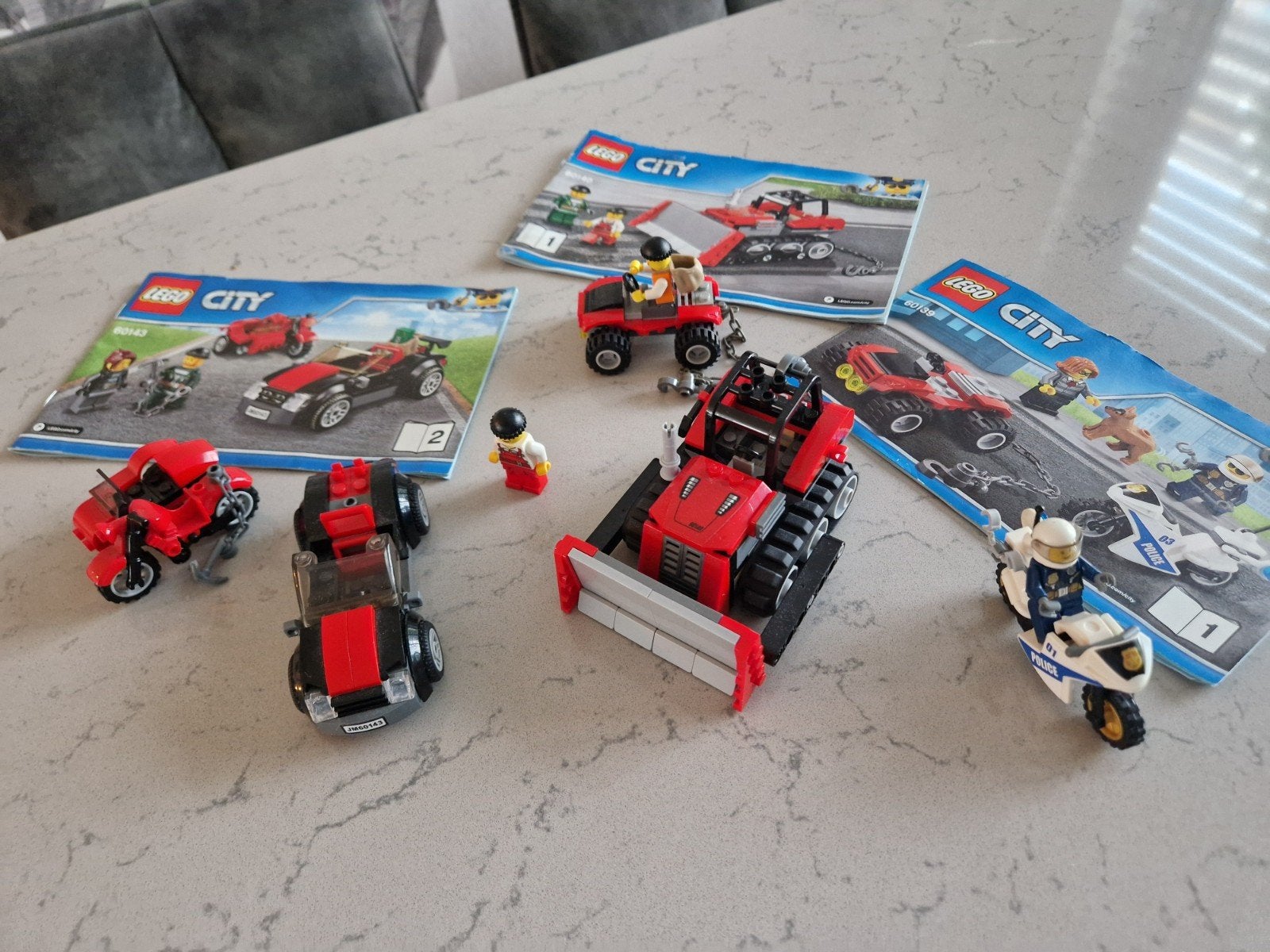 LEGO City sets met poppetjes en hondje, Ophalen of Verzenden, Gebruikt