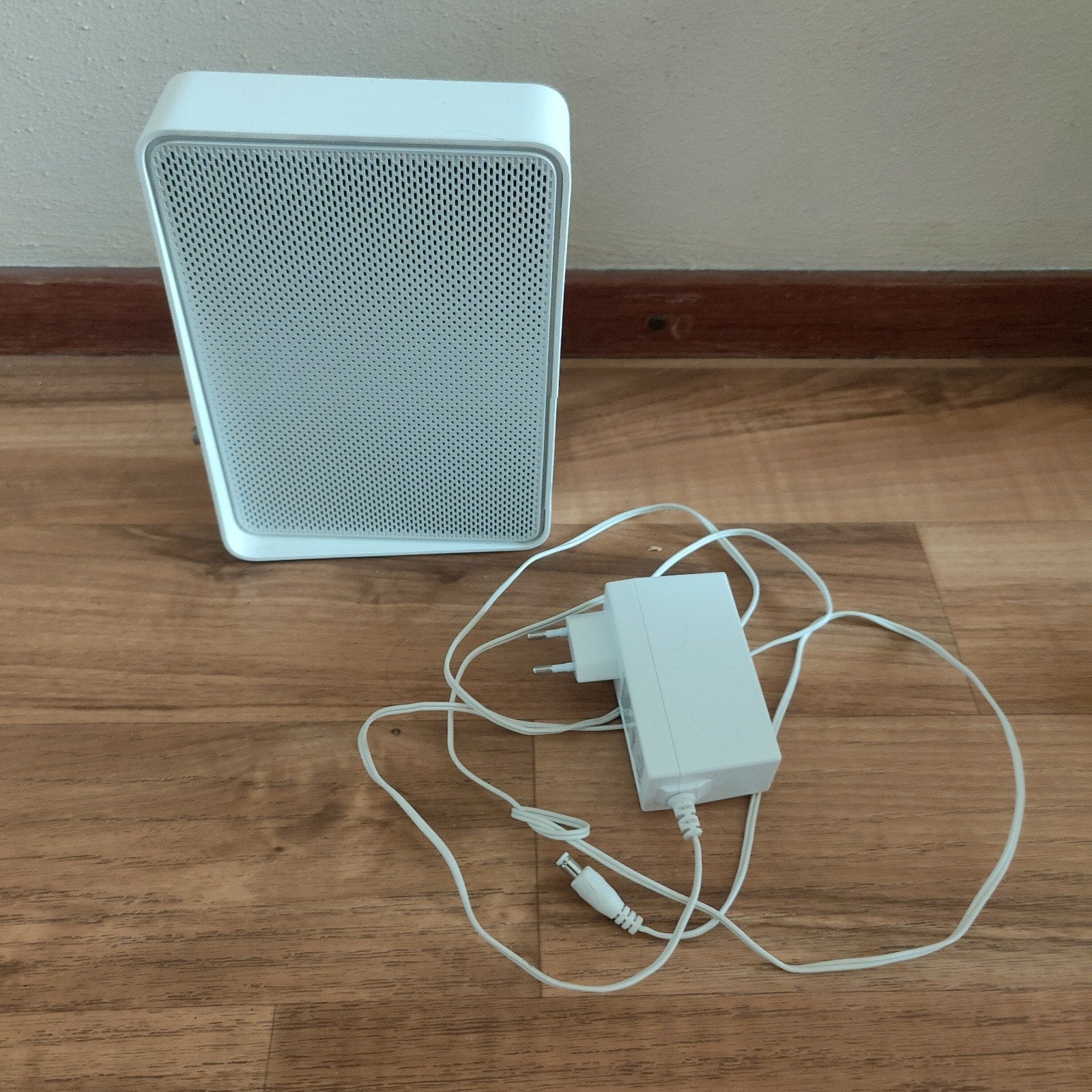 Ziggo Connectbox CH7465LG-ZG Router/Modem, Computers en Software, Routers en Modems, Ophalen of Verzenden, Gebruikt, Router met modem
