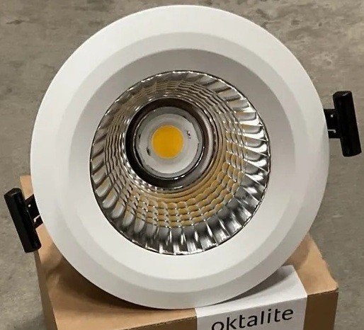 9 stuks NIEUWE zeer Krachtige LED Spots (220 V - 40 tot 50W), Huis en Inrichting, Lampen | Spots, Geschikt voor plafondmontage