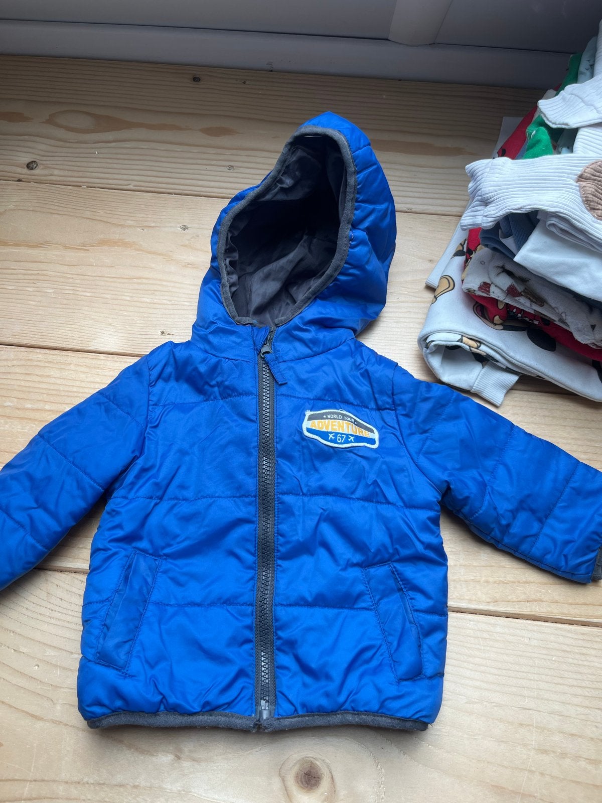 Babypakket: Kleding (maat 68), babynestje, hoezen, slaapzak, Ophalen, Gebruikt, Jongetje of Meisje