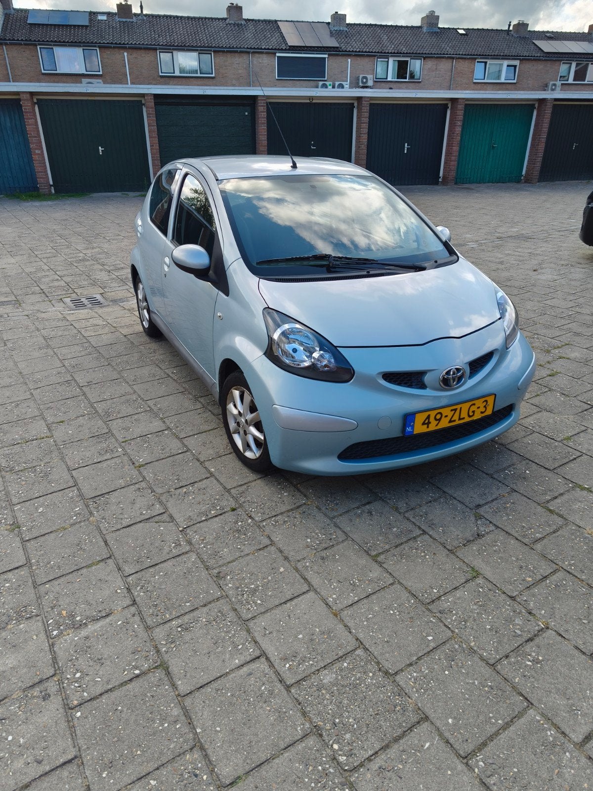 Toyota Aygo 1.0 12V Vvt-i 5DRS 2006 Blauw, Voorwielaandrijving, 68 pk, Handgeschakeld, Particulier