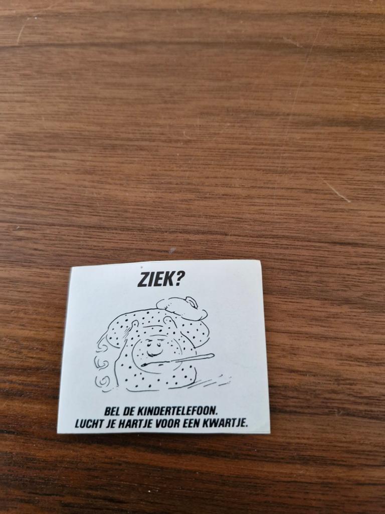 7416  sticker Kindertelefoon - Ziek? Bel de Kindertelefoon, Ophalen of Verzenden, Zo goed als nieuw, Overige typen
