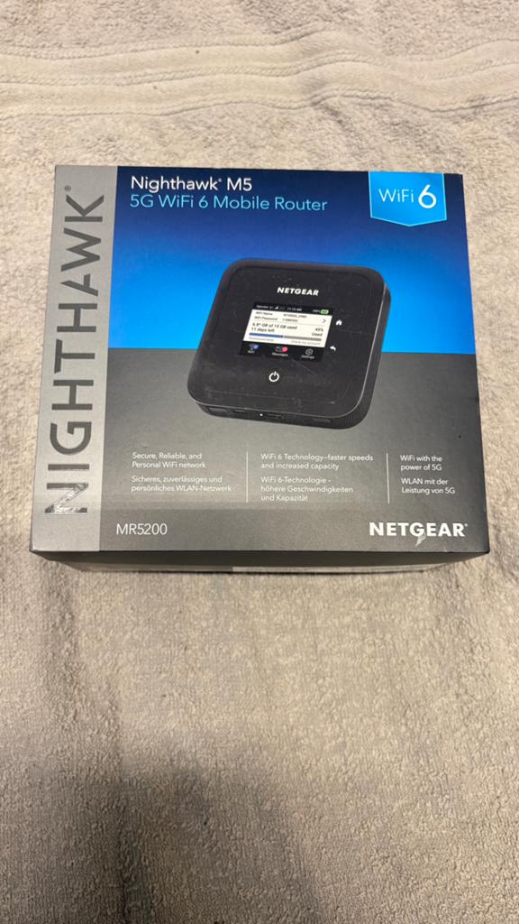 Netgear Nighthawk M5 5G WiFi 6 Mobiele Router MR5200, Computers en Software, Routers en Modems, Verzenden, Zo goed als nieuw, Router met modem