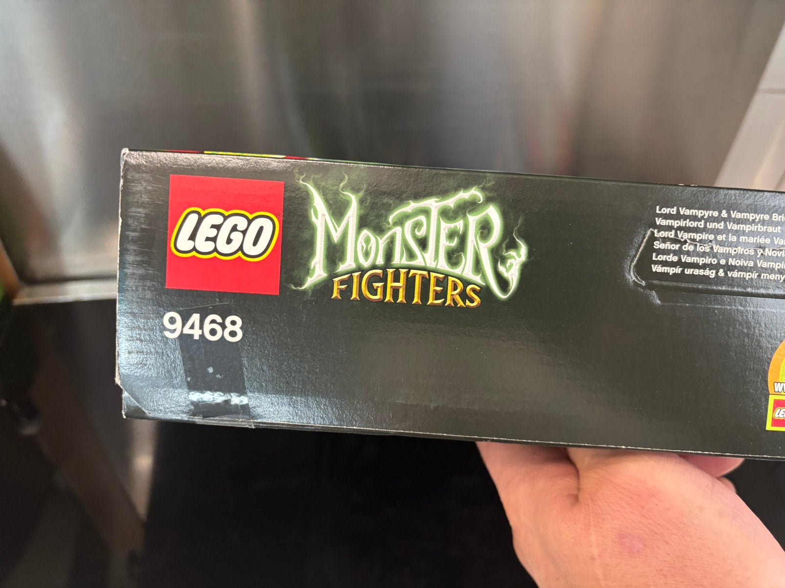 Foto 11 van Lego Monster Fighters nr 9468 / Sealed / Vampyer Castle