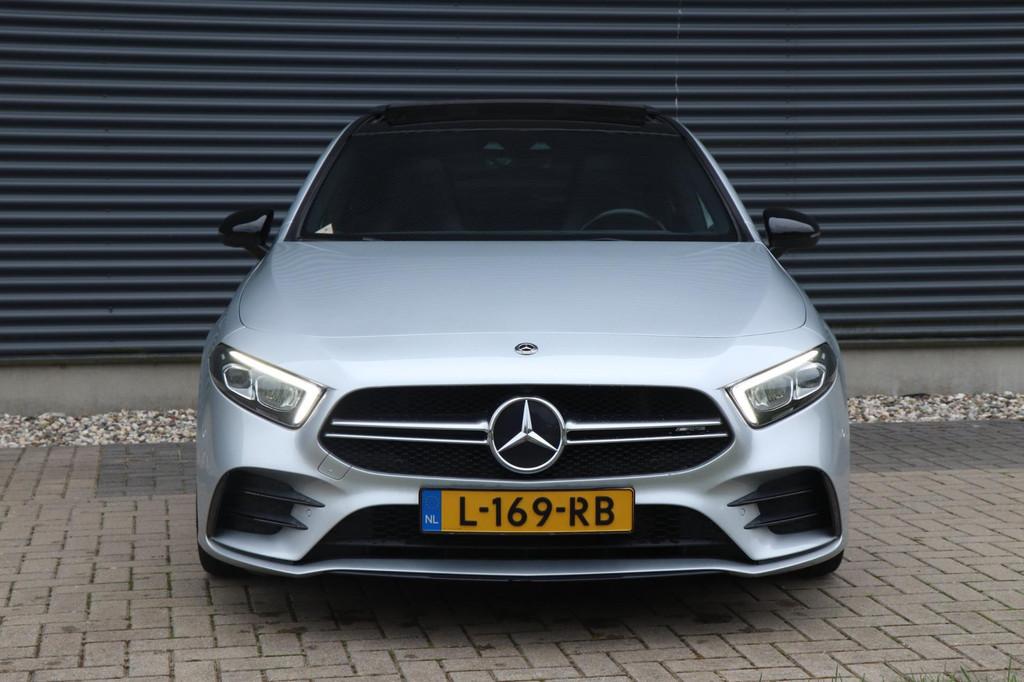 Mercedes-Benz A-klasse AMG A35 4MATIC | PANO | CAMERA | VOL!, Auto's, Mercedes-Benz, Automaat, Gebruikt, Euro 6, 4 cilinders