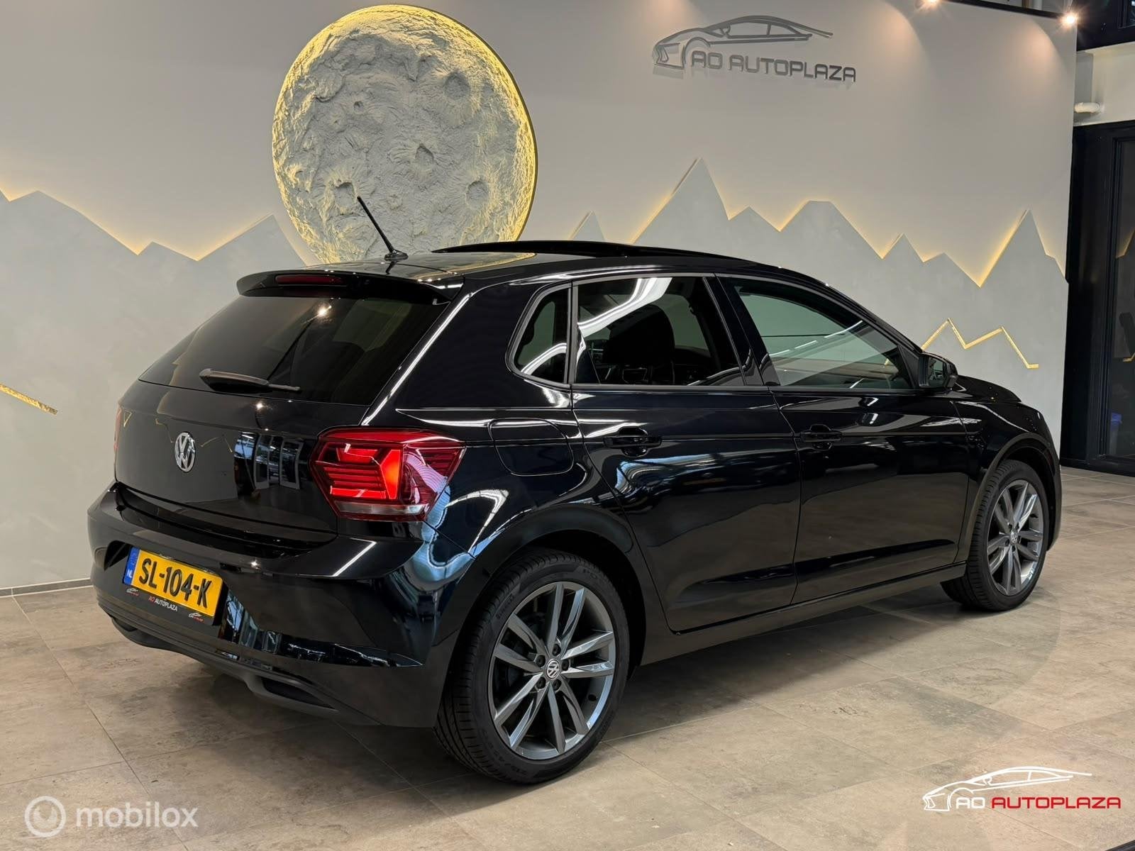 Volkswagen Polo 1.0 TSI Beats Panorama/Camera/ACC/Carplay, Voorwielaandrijving, 40 €/maand, Euro 6, Origineel Nederlands