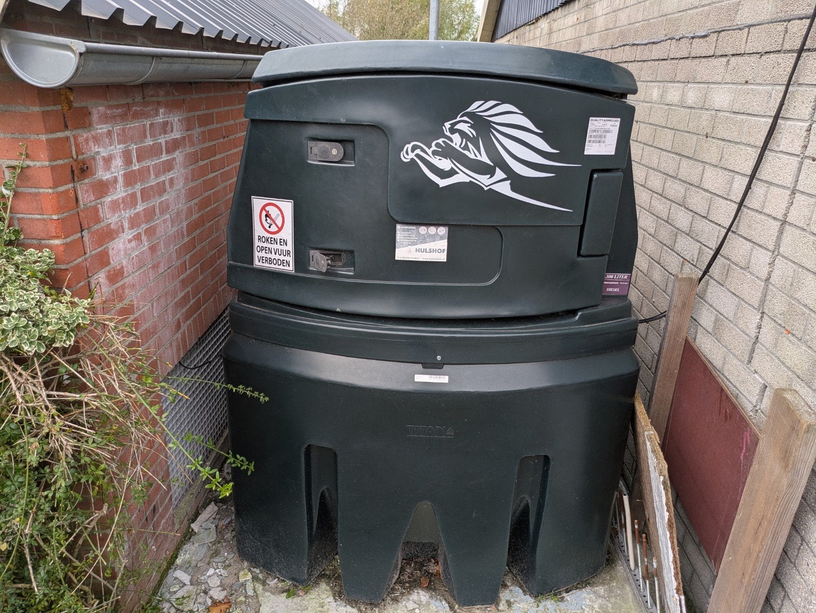 Kingspan 2500 Liter Dieseltank met Pomp, Ophalen