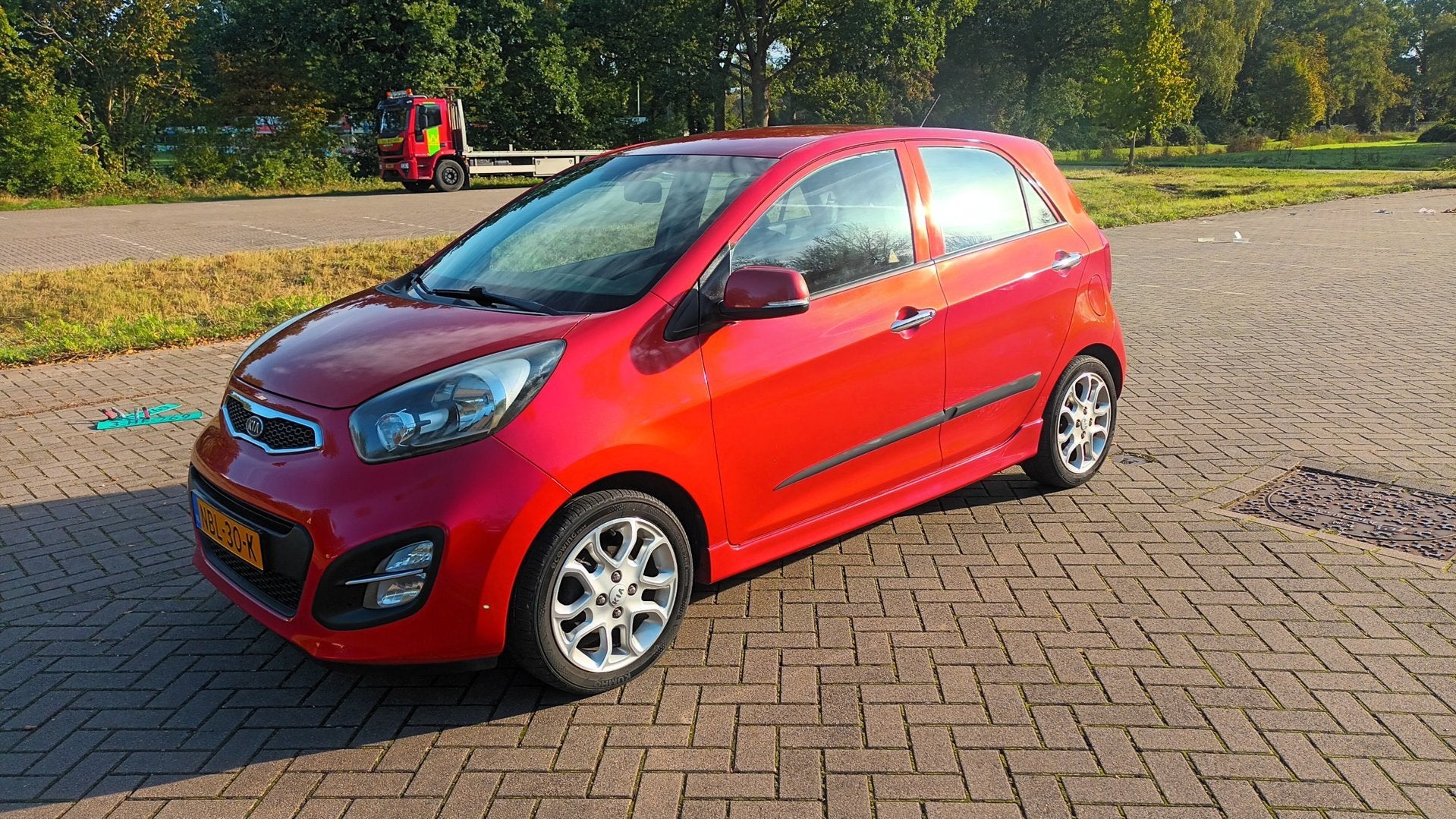 Kia PICANTO 1.2 Clima / Stoelvw / Apk 08-28, Voorwielaandrijving, Euro 5, Gebruikt, Zwart