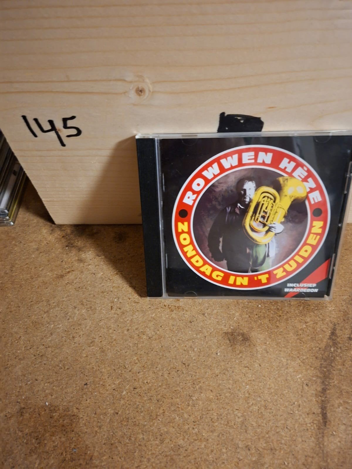 Rowwen Hèze - Zondag in 't Zuiden CD, Cd's en Dvd's, Gebruikt, Ophalen of Verzenden, Inclusief boekje, Streekmuziek