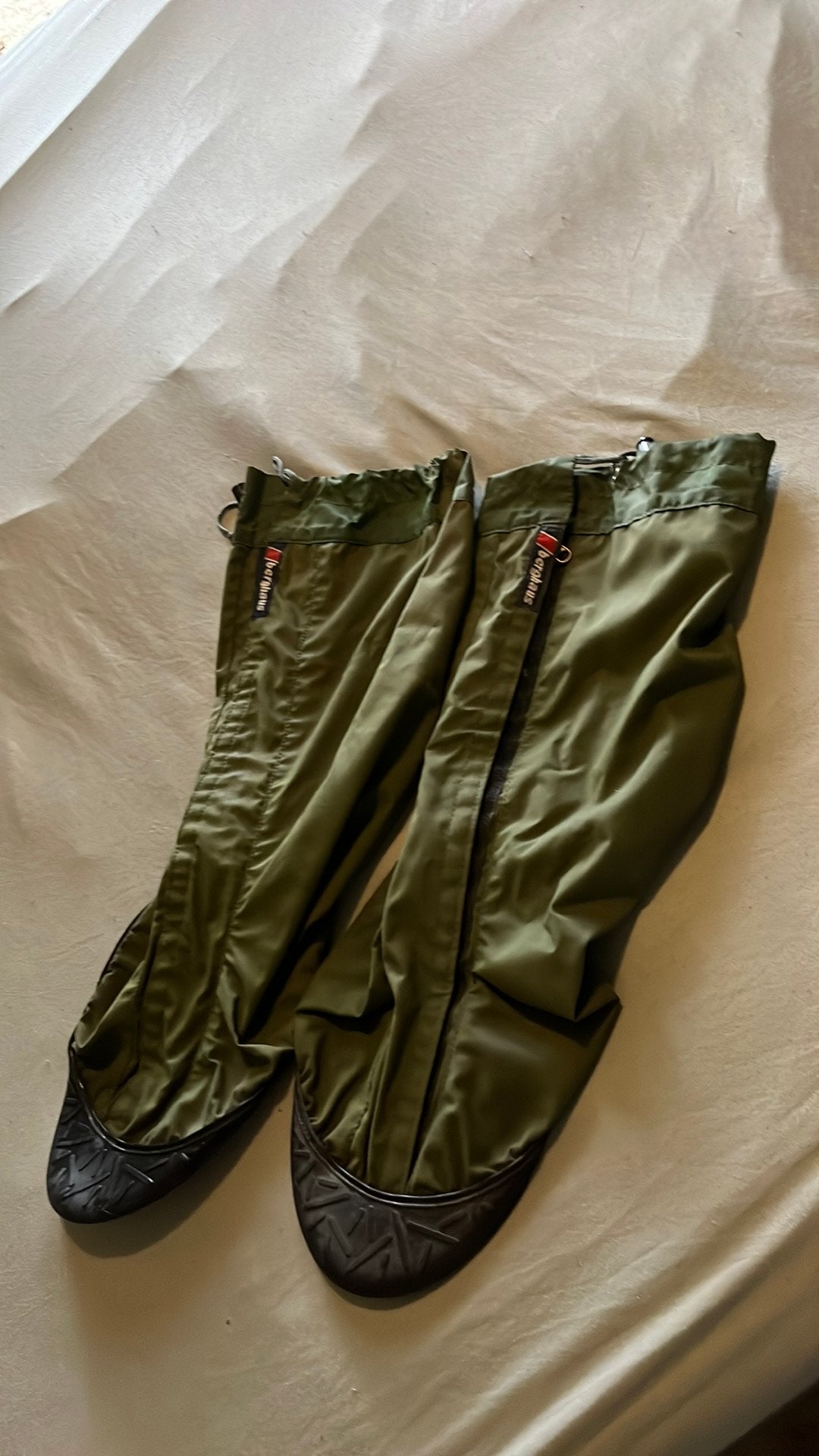 Berghaus gaiters mt M, Ophalen of Verzenden, Zo goed als nieuw, Kleding