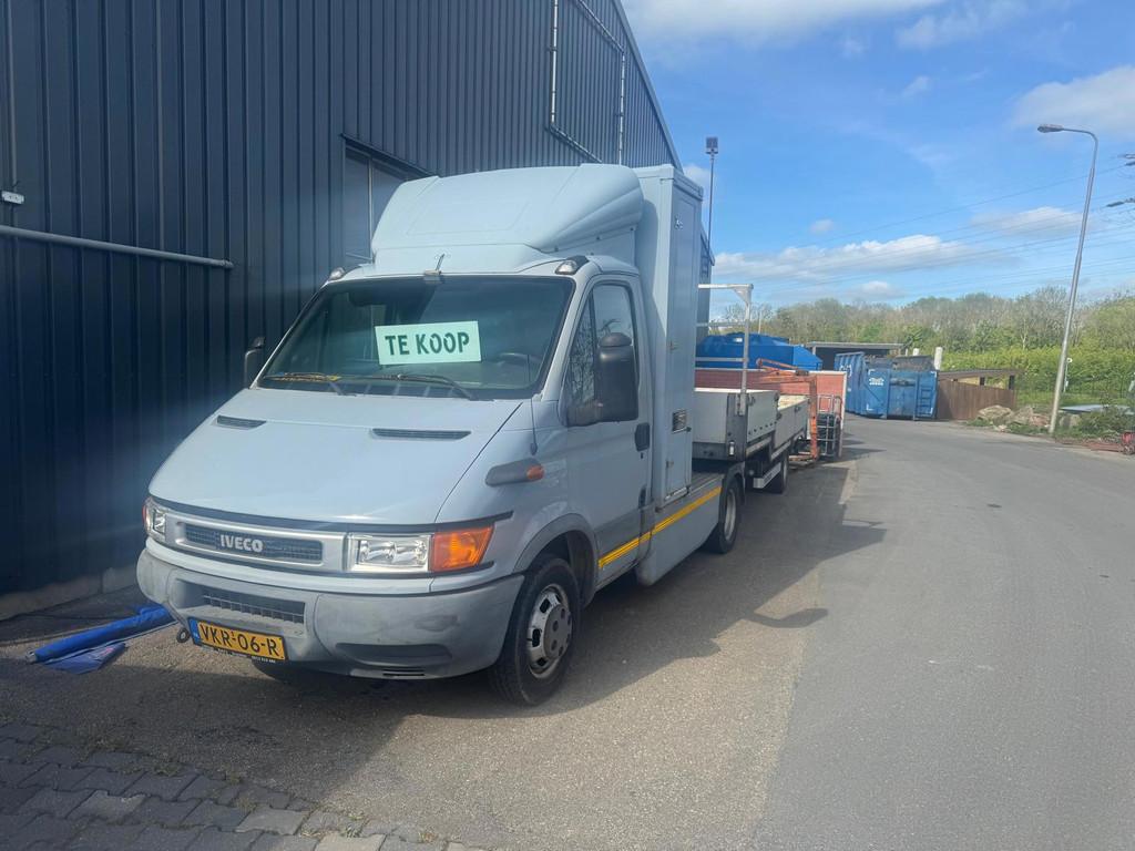 Iveco Daily 50C15 345 BE TREKKER COMPLEET MET KRAAN 102.000, ABS, Achterwielaandrijving, Gebruikt, Iveco