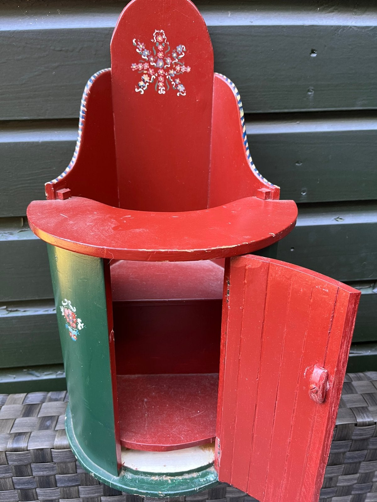 Hindeloopen kinderstoel voor pop, Ophalen