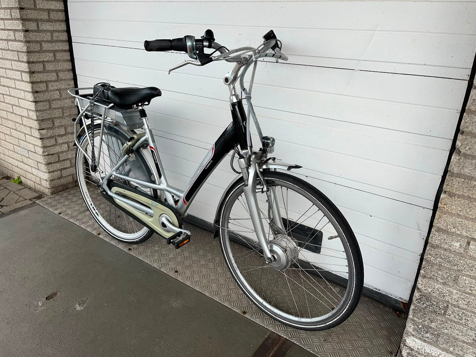 Zeer netjes E-Bike Damesfiets Sparta frame 46, Ophalen of Verzenden, Zo goed als nieuw, Sparta