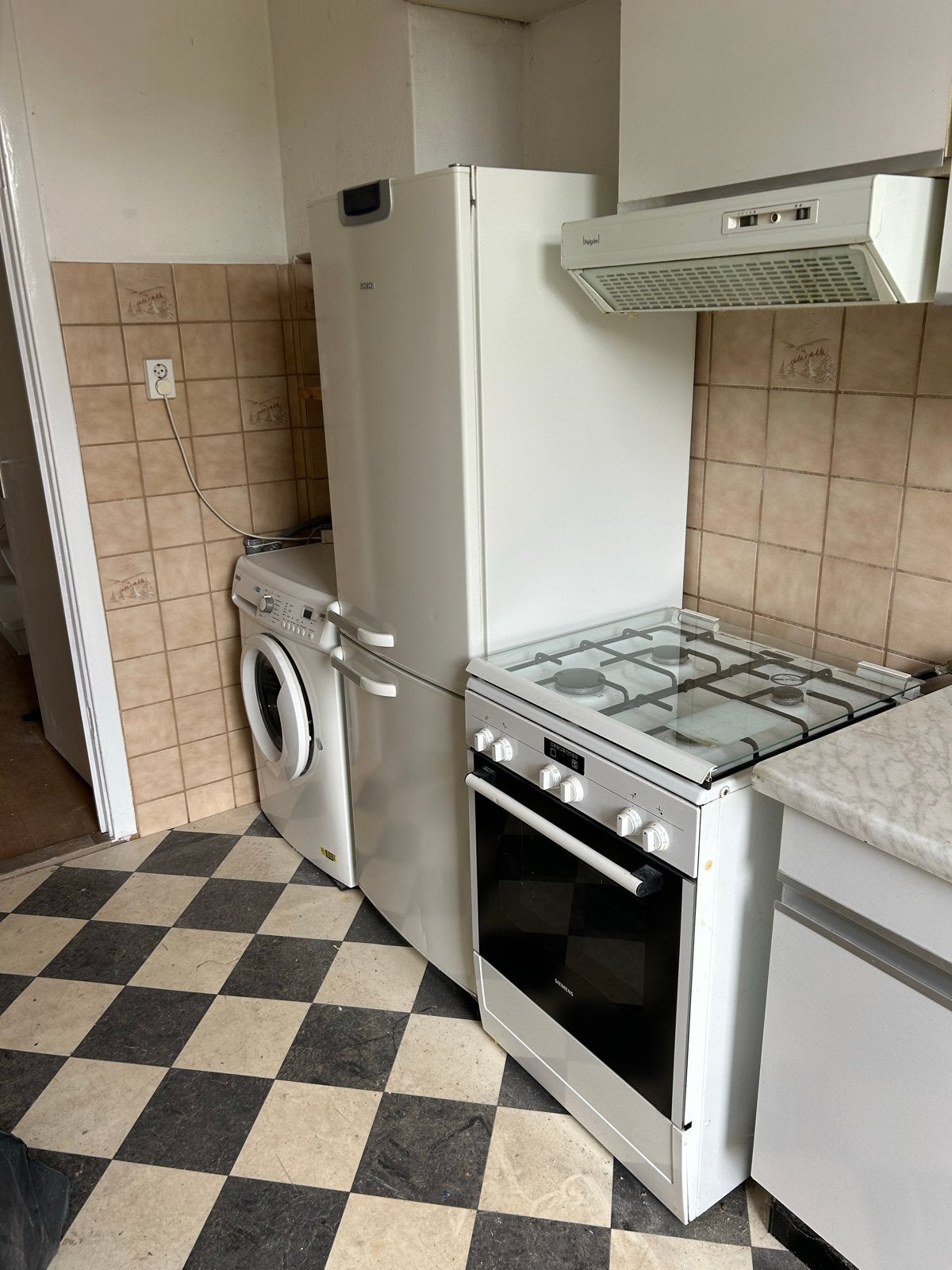 Zanussi Lindo 100 Wasmachine 7kg, Witgoed en Apparatuur, Wasmachines, Gebruikt, Voorlader, 6 tot 8 kg, 85 tot 90 cm, Minder dan 1200 toeren