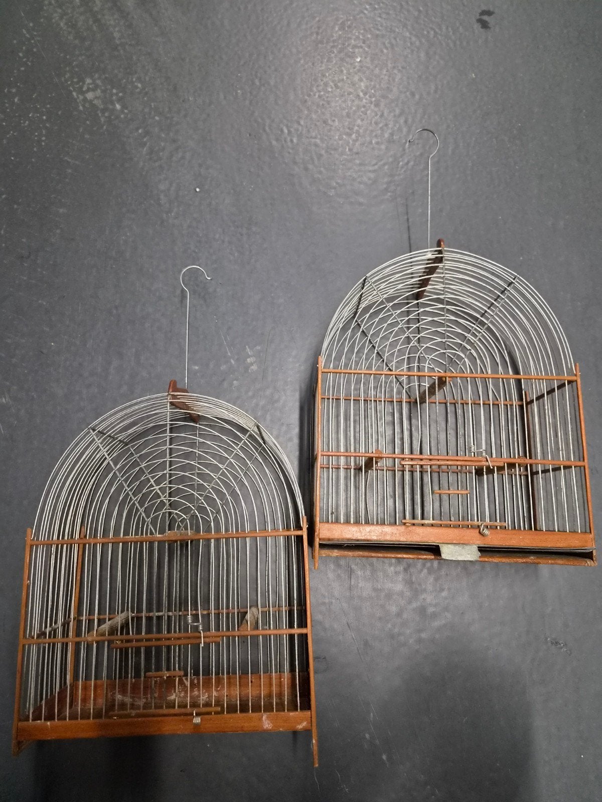 Surinaamse vogelkooi 2 stuks, Ophalen, Gebruikt, Hout, Vogelkooi