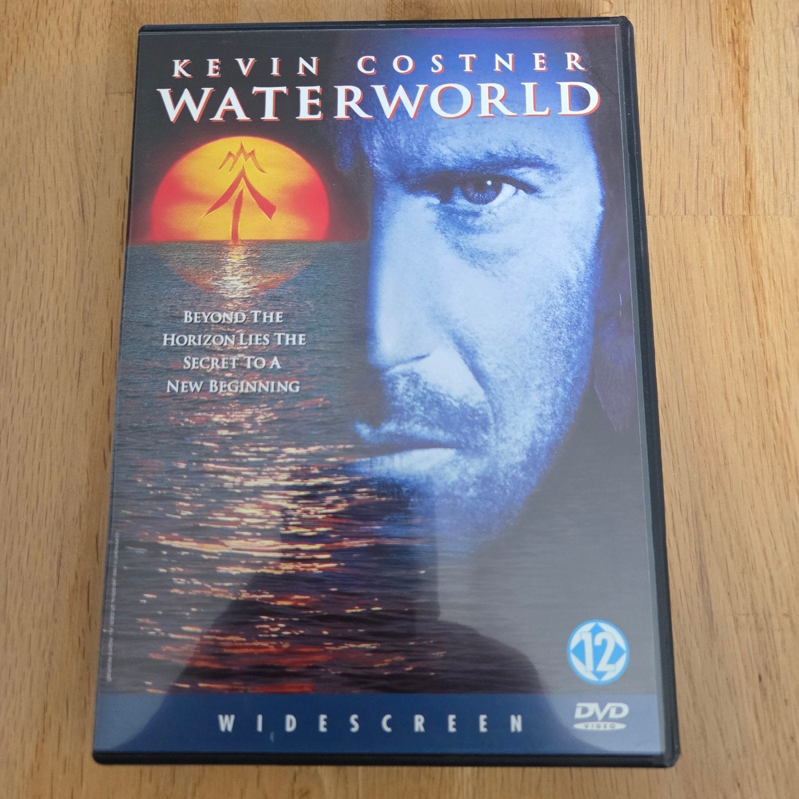 Waterworld DVD - Kevin Costner - Actie/Sci-Fi Klassieker, Spaans, Actie, Zo goed als nieuw, Spaans