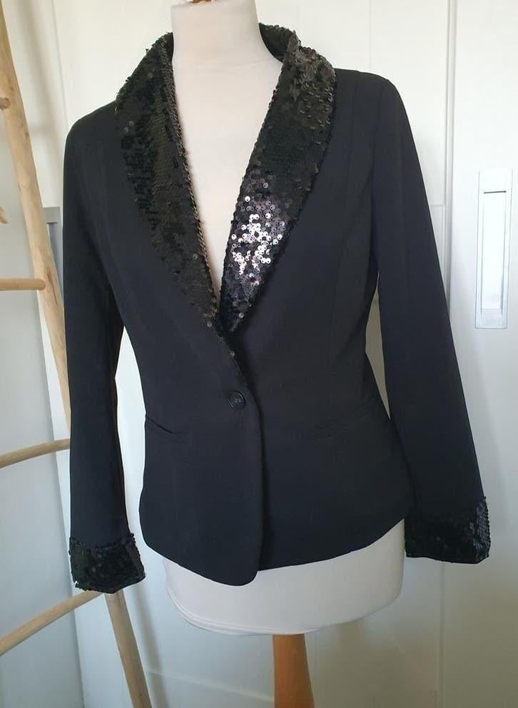 Zwart blazer jasje met pailletten revers, Kleding | Dames, Jasjes, Kostuums en Pakken, Maat 38/40 (M), Zwart, Ophalen of Verzenden