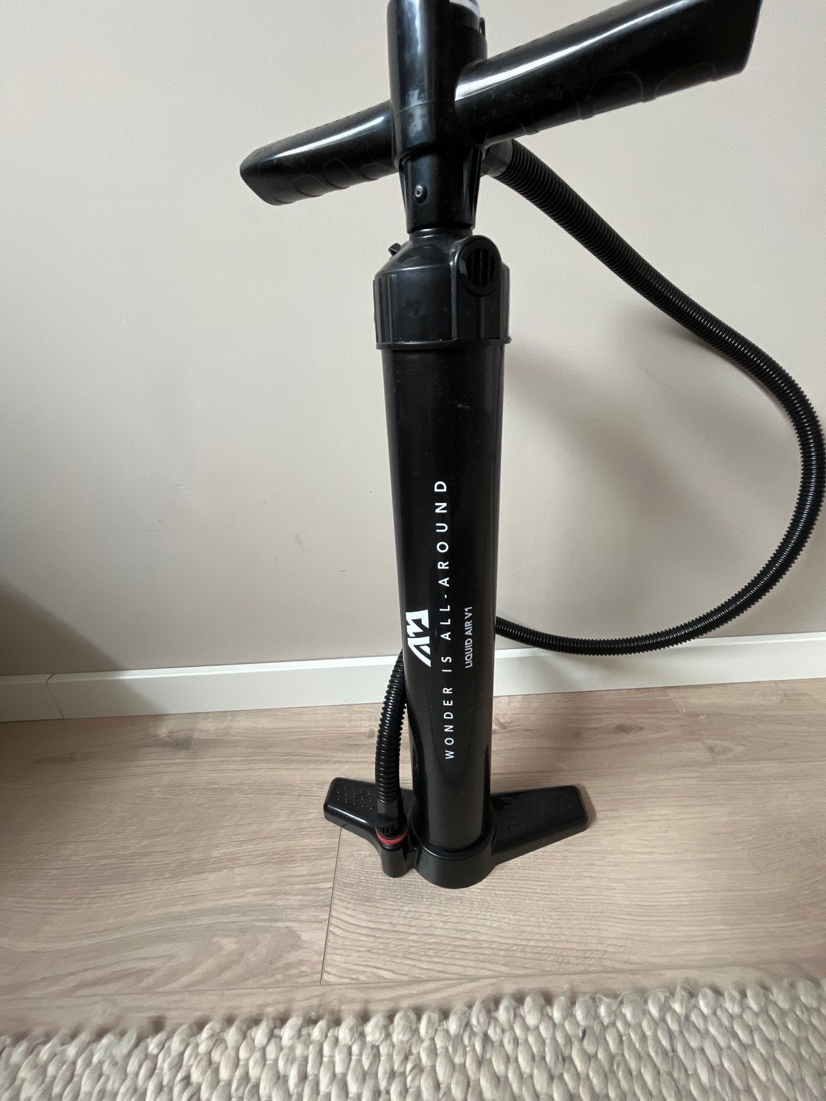 Te koop: nieuwe handpomp voor een SUP, Ophalen, Zo goed als nieuw