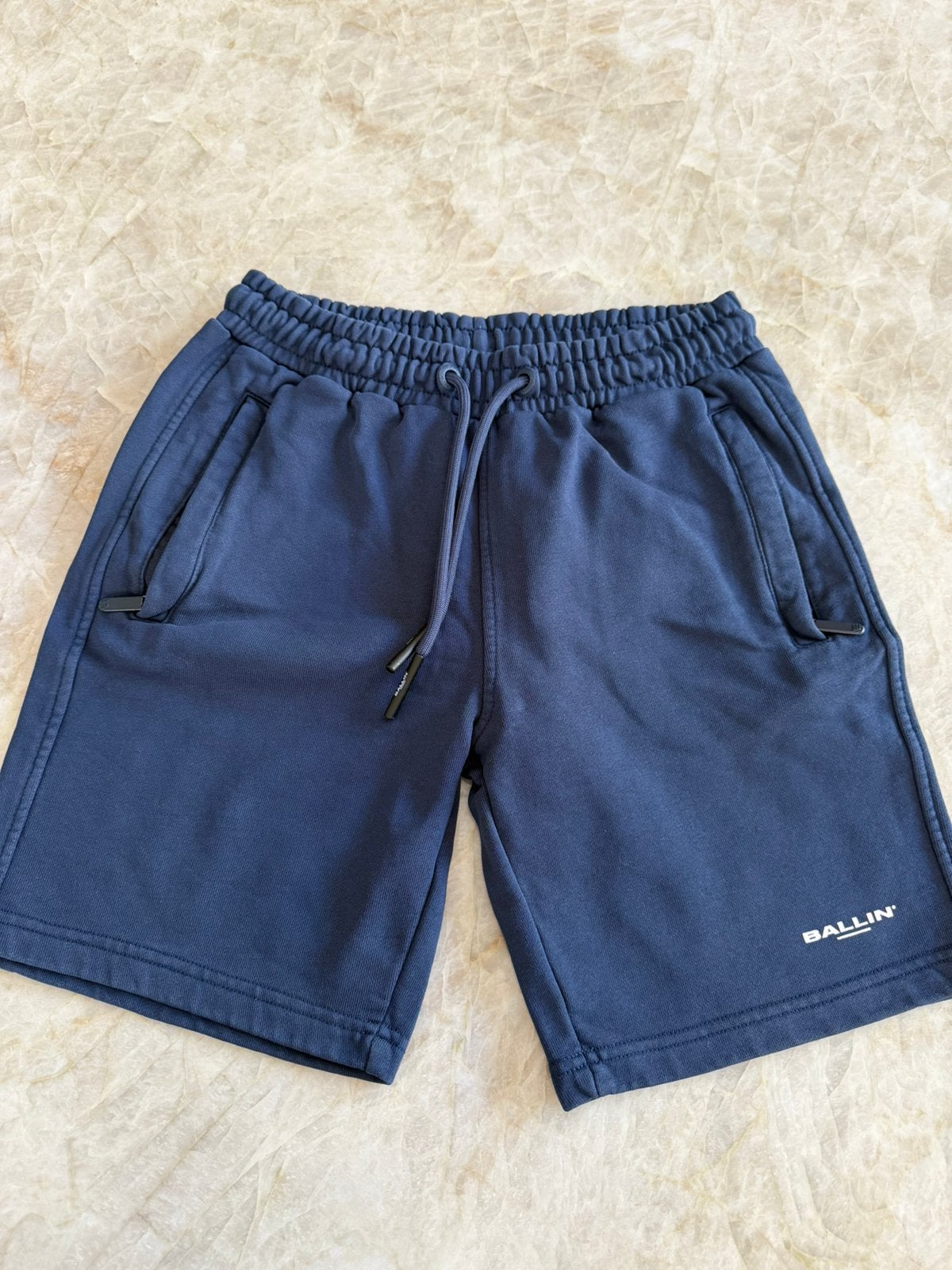 Korte broek blauw Ballin original logo short mt 164, Ophalen of Verzenden, Zo goed als nieuw, Jongen, Broek