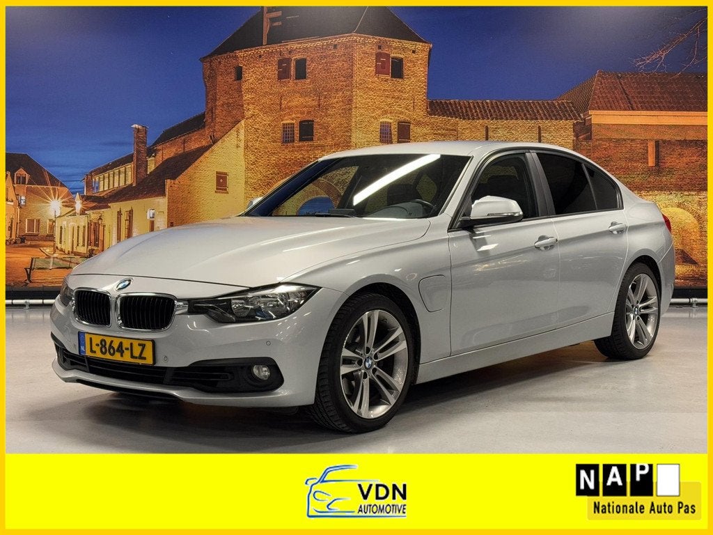 BMW 3-serie 330e Executive iPerformance Automaat Leer PDC, Auto's, 1998 cc, Achterwielaandrijving, Gebruikt, 4 cilinders