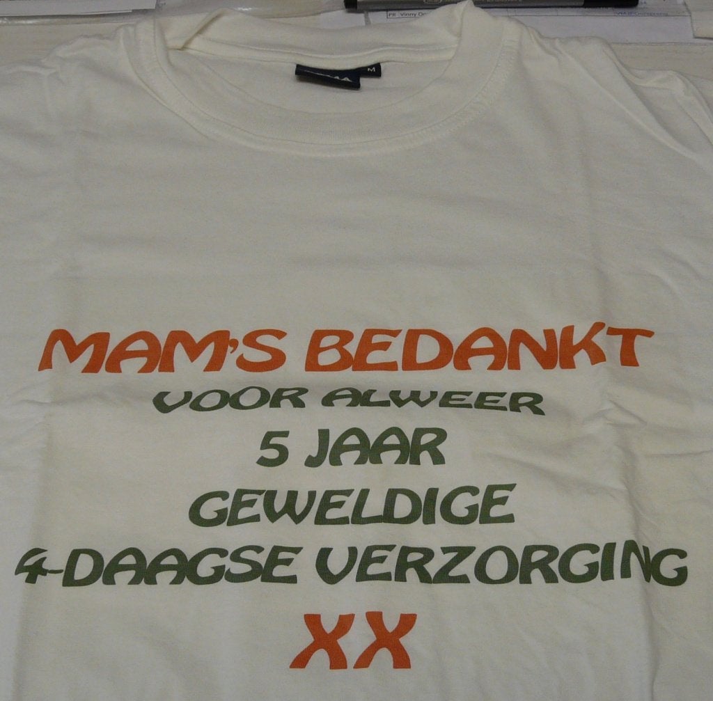 4DAAGSE NIJMEGEN, T-shirts NIJMEEGSE VIERDAAGSE GEZOCHT, Sport en Fitness, Bergsport en Wandelen, Zo goed als nieuw, Kleding, Ophalen of Verzenden