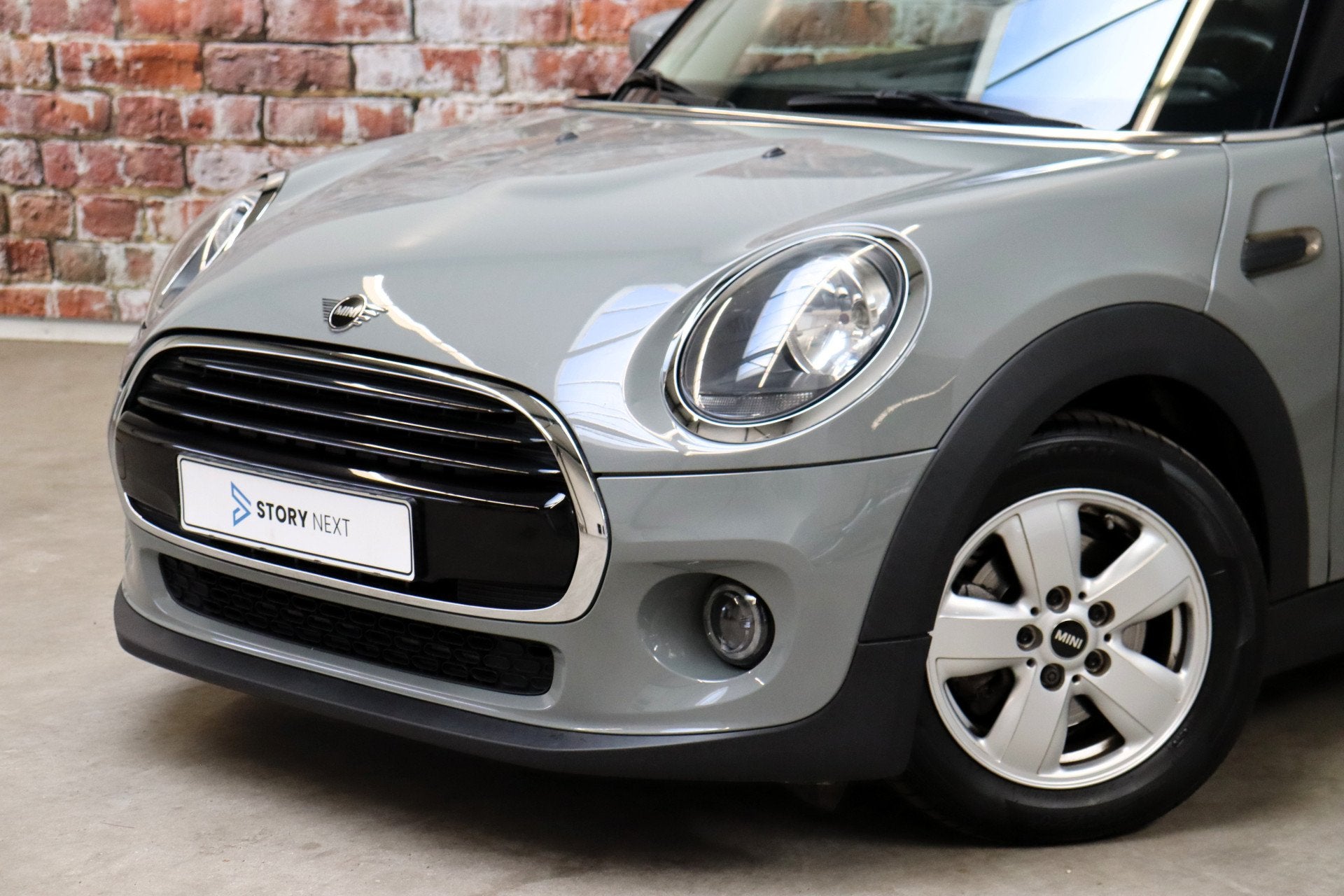 MINI Hatchback Cooper 3 deurs / Airconditioning / 15 Inch He, Voorwielaandrijving, Dealer onderhouden, Gebruikt, 4 stoelen