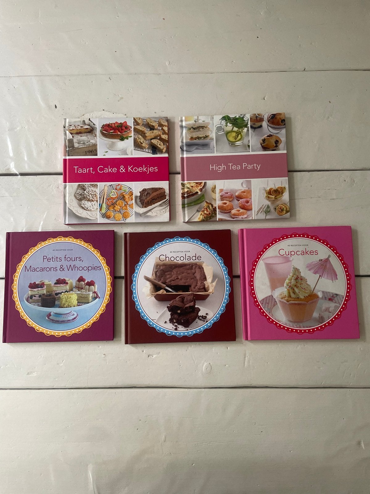 5x Bakboeken: Taart, Cupcakes, Chocolade, High Tea, Petits F, Ophalen of Verzenden, Nieuw, Taart, Gebak en Desserts