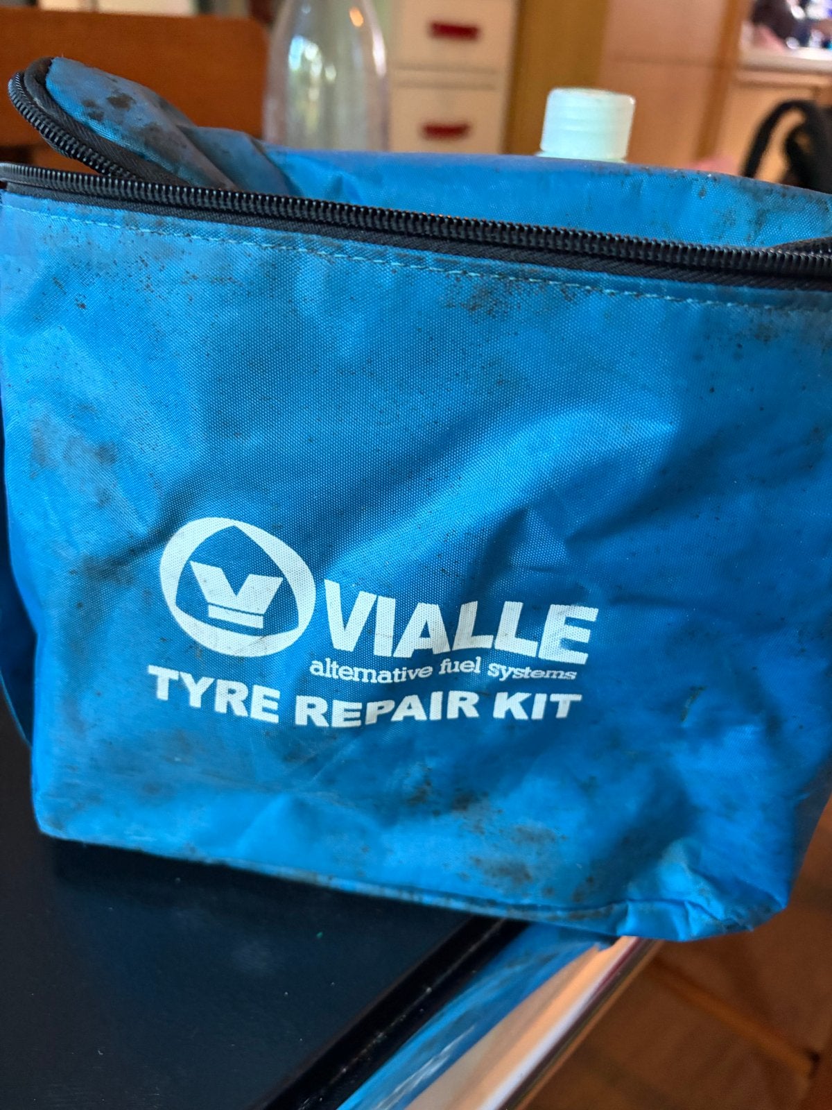 Vialle Tyre Repair Kit met Slime lekpreventie, Ophalen of Verzenden, Nieuw