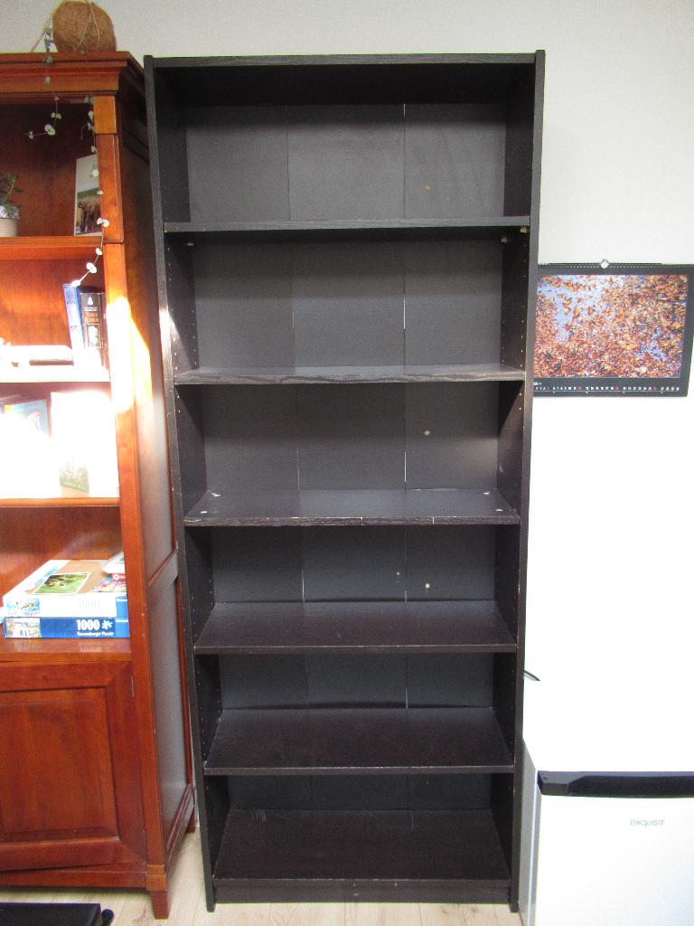 Zwartbruine Billy Boekenkast, Ophalen, Met plank(en), Gebruikt, 200 cm of meer