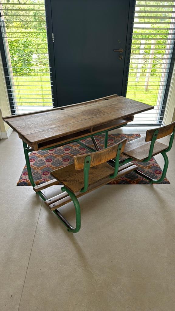 Vintage schoolbank/schoolbureau/industrieel/ 60’s/ lessenaar, Ophalen