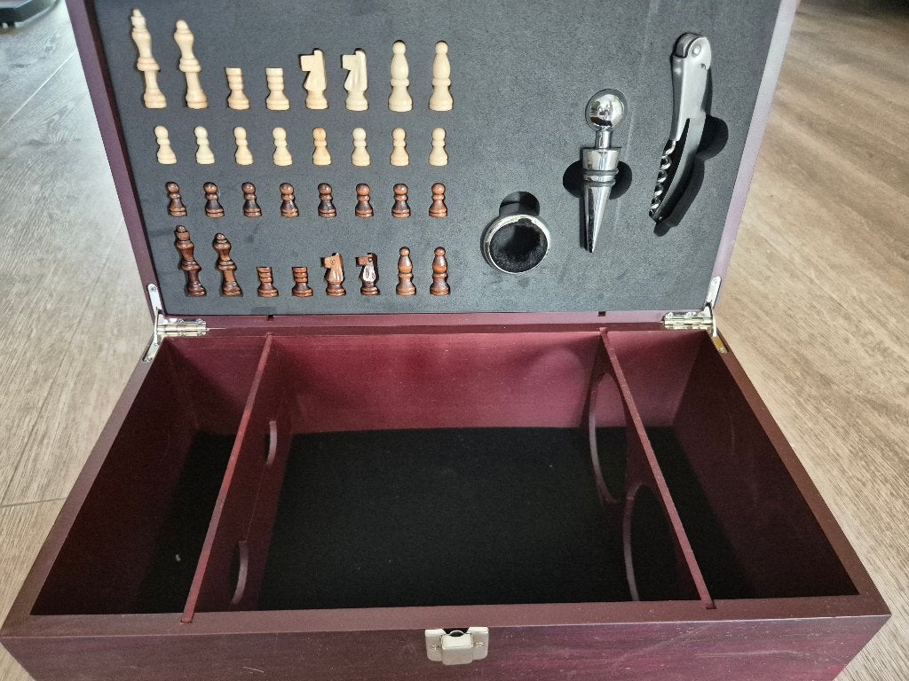 Te koop nieuw (kleine) Schaakspel met cadeaudoos, Ophalen of Verzenden, Nieuw
