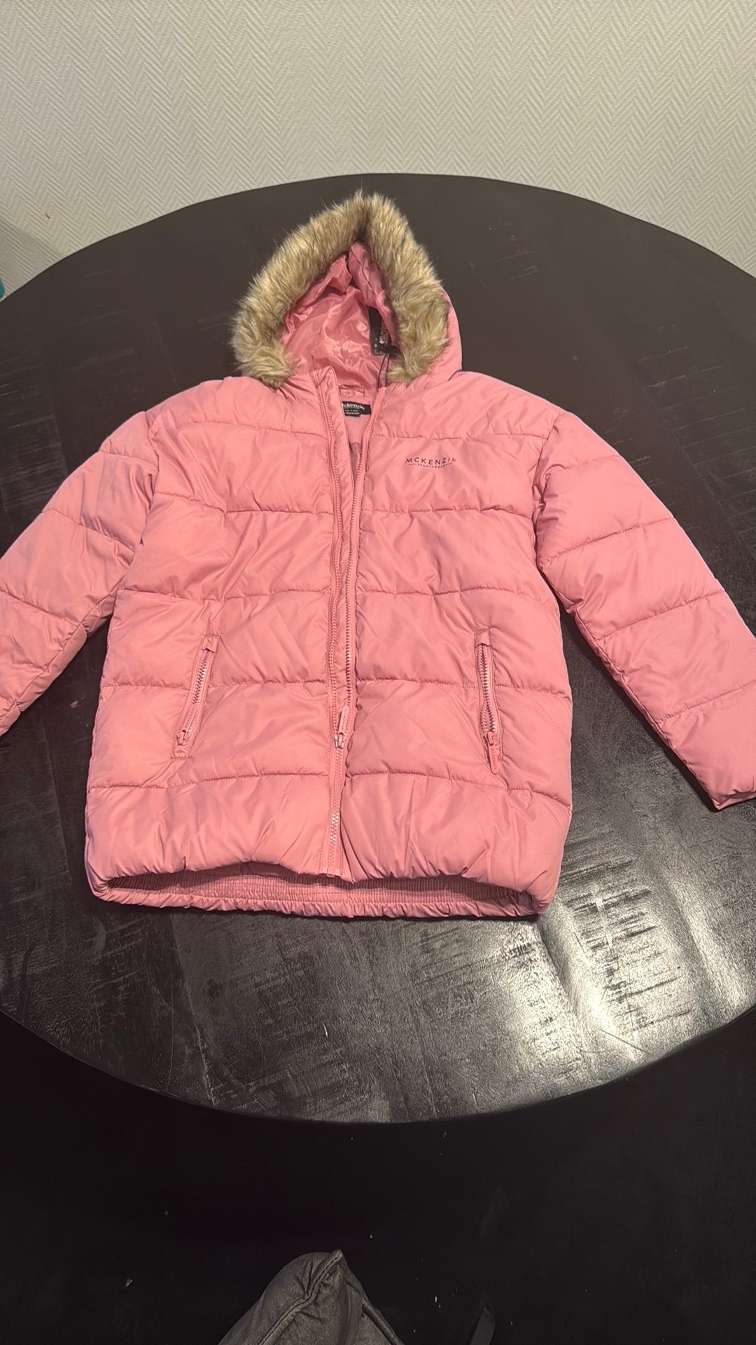 Roze mckenzie winter jas voor meisjes, Kleding | Dames, Wintersportkleding, Ophalen, Zo goed als nieuw, Maat 34 (XS) of kleiner