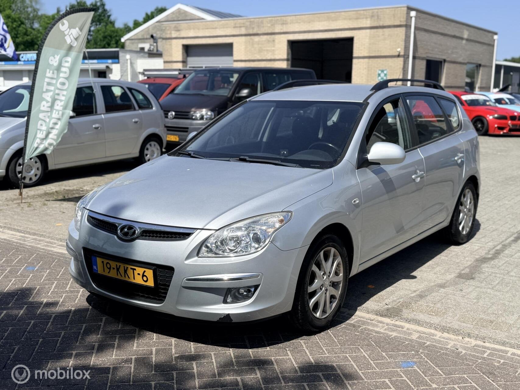 Hyundai i30 CW 1.6i Dynamic, Voorwielaandrijving, Gebruikt, 1591 cc, 4 cilinders